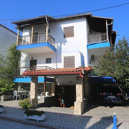 Apartments Villa Castor Pefkochori Exterior photo