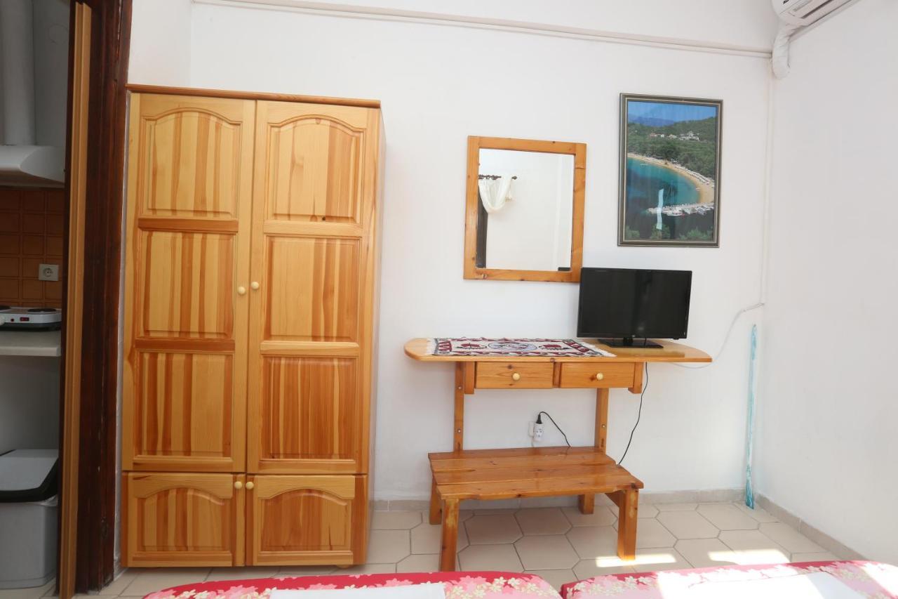 Apartments Villa Castor Pefkochori Exterior photo